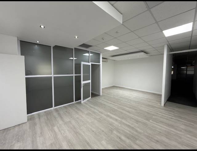 472M² OFFICE TO LET IN CLAREMONT